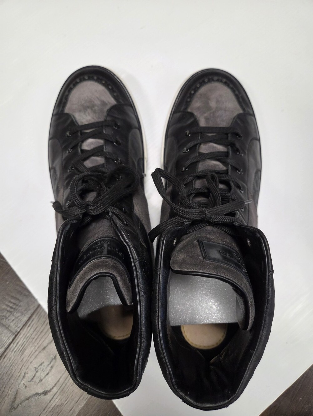 Men's Louis Vuitton 2009 Monogram Embossed Leather & Suede High-Top Sneakers Siz - Picture 10 of 14
